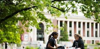 Living on campus vs. Living off campus Post image