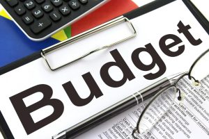 How to manage your budget in college